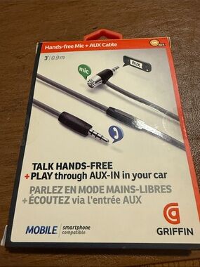 Griffin Hands-Free AUX Cable with Inline Mic — Gray